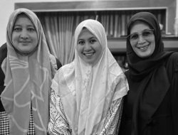 Biografi Bu Nyai Azzah Noor Laila
