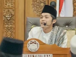 Dawuh Gus Iqdam Muhammad : Jangan Biarkan Harta Melupakan Nilai-Nilai Moral