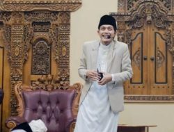 Dawuh Gus Iqdam Muhammad : Berbagi Ilmu, Membangun Jembatan Untuk Kemajuan Bersama