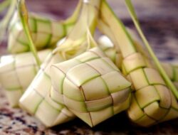 Mengapa Ketupat Selalu Jadi Simbol Idul Fitri di Indonesia?