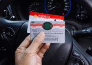 Panduan Lengkap Perpanjangan SIM 2025: Syarat, Biaya, dan Cara Praktis | Sumber gambar Gardaoto.com