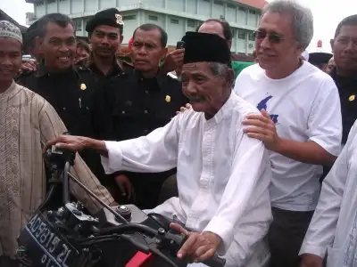 Silsilah Keluarga KH Muslim Rifai Imampuro