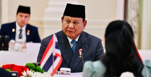 Memahami Balancing Diplomacy Prabowo Subianto Pada KTT Asean