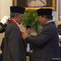 Prabowo Subianto Membangun Sinergi Negara dan Pesantren Menuju Indonesia Emas 2045 - dawuh guru