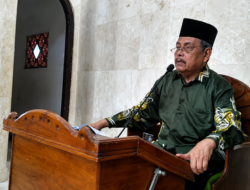 Amalan Malam 1 Suro dari KH. Abdul Ghofur: Membaca Ayat Kursi 360 Kali untuk Ikhtiar Perlindungan Selama Setahun
