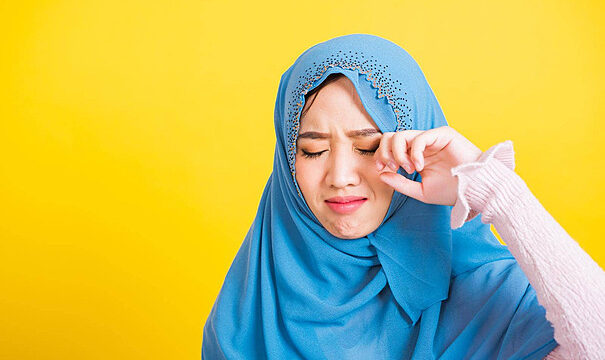 Mata Kabur dan Lelah Kembalikan Ketajamannya dengan Vitamin Mata Eyebost
