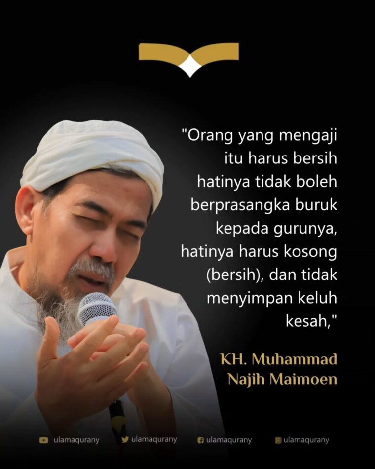 Ilustrasi proses belajar mengaji dan menuntut ilmu keagamaan dengan khusyuk dan menjaga adab.